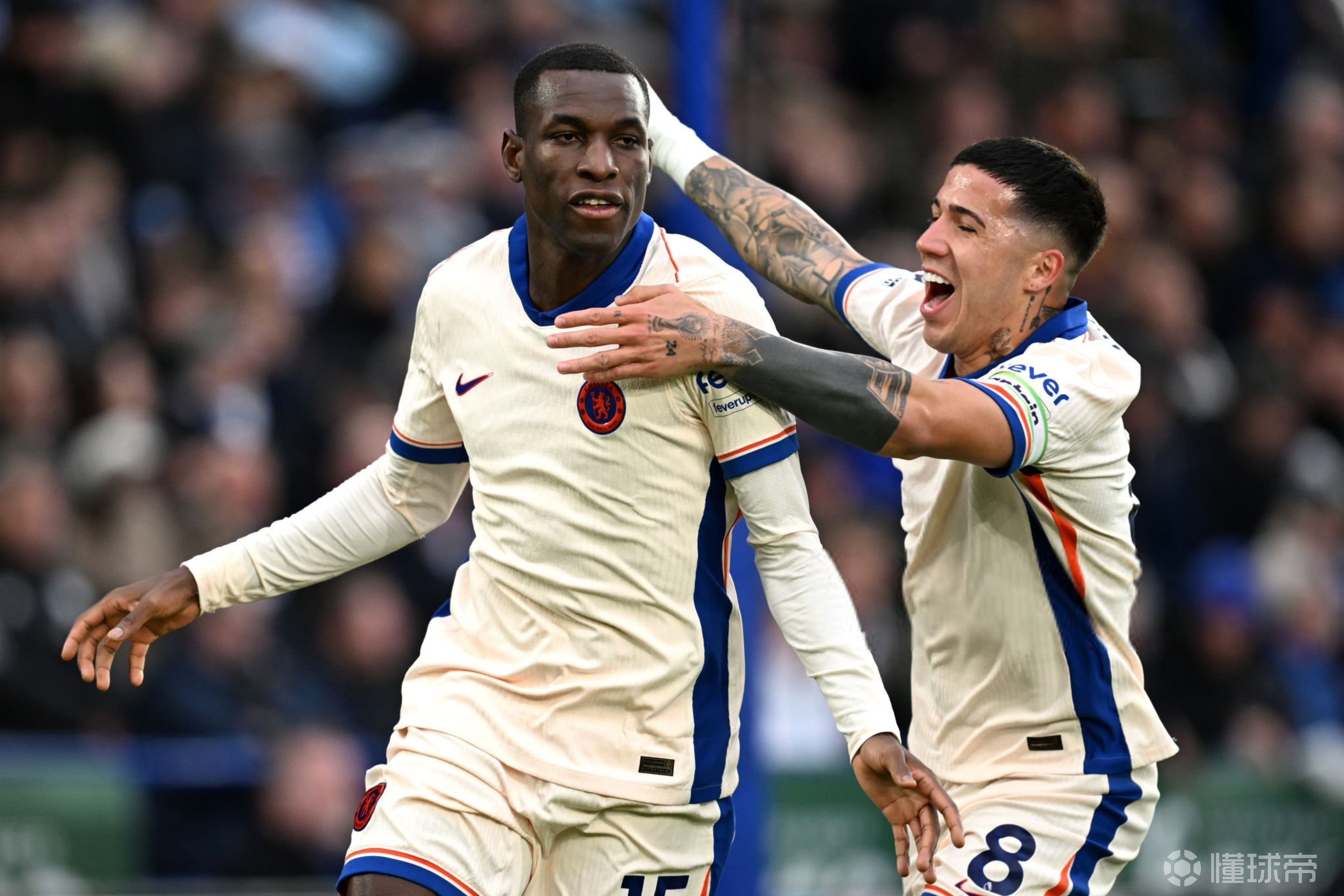 切尔西门将门迪取得零封,为球队保持不败的简单介绍 切尔西门将门迪取得零封,为球队保持不败的简单介绍