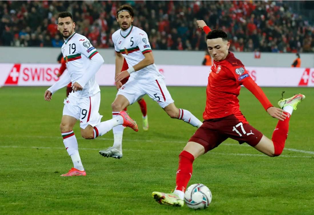 开云体育平台APP-法国对瑞士：欧洲足球强队将迎来对决的简单介绍