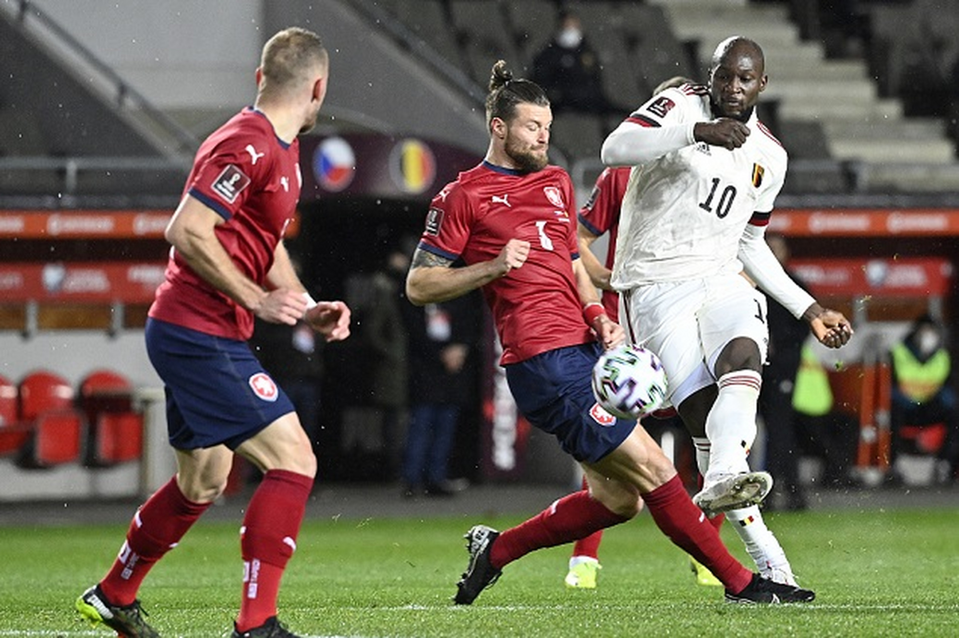 包含捷克客场战胜直布罗陀,实力完胜的词条 包含捷克客场战胜直布罗陀,实力完胜的词条