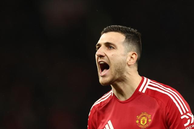 开云下载-关于直布罗陀队在逆境中绽放光芒，晋级正赛的信息