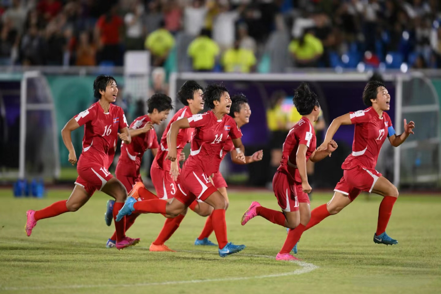 包含朝鲜球队在比赛中展现顽强意志!的词条 包含朝鲜球队在比赛中展现顽强意志!的词条