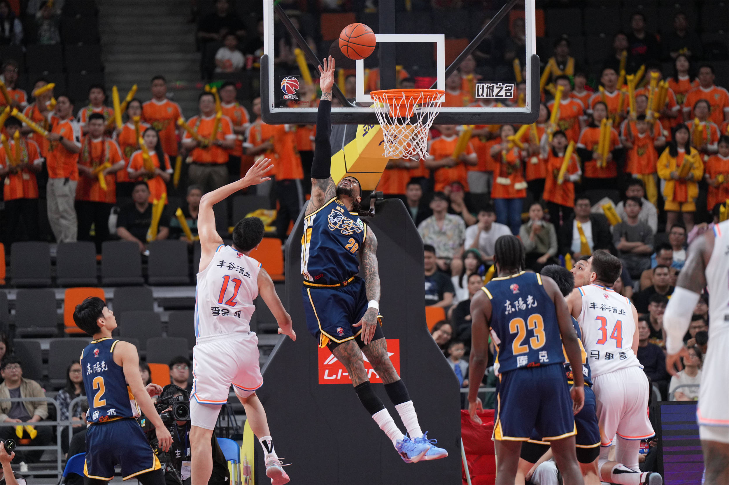 开云体育在线-广东队主场失利，全队成员集体调整备战下一场比赛的简单介绍