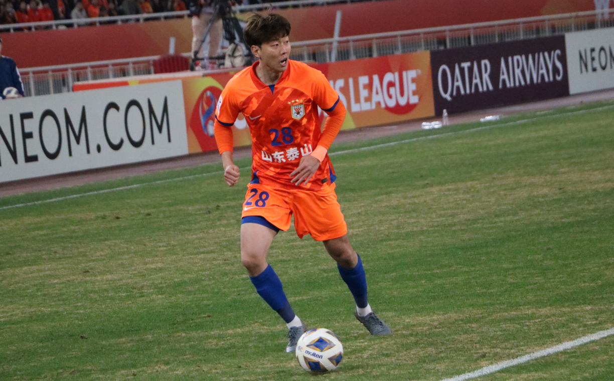 开云体育在线-贵州队球风硬朗，凶猛进攻打破对方防线