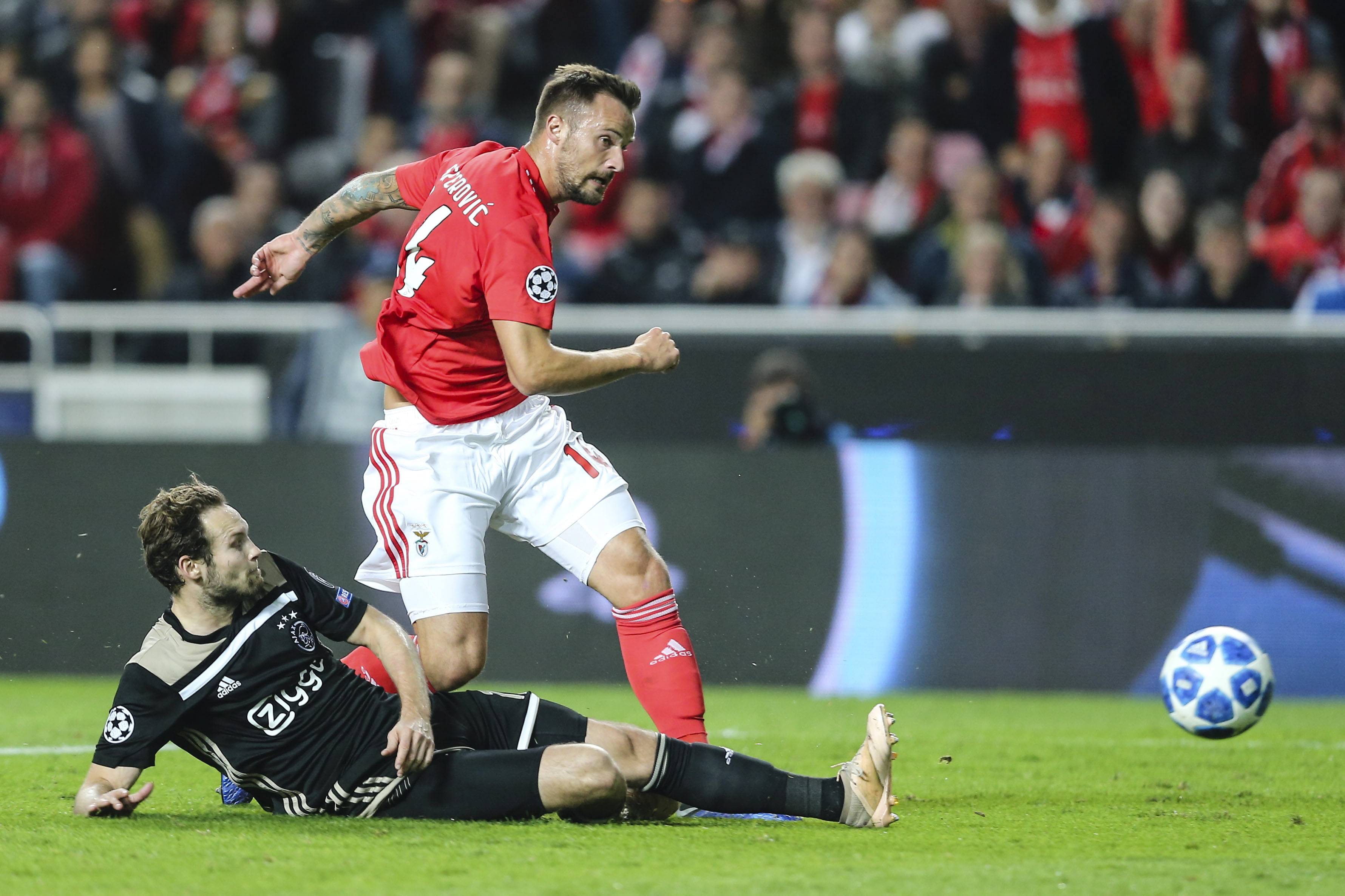 包含全北现代遭遇五连败,欧冠前景不容乐观的词条 包含全北现代遭遇五连败,欧冠前景不容乐观的词条