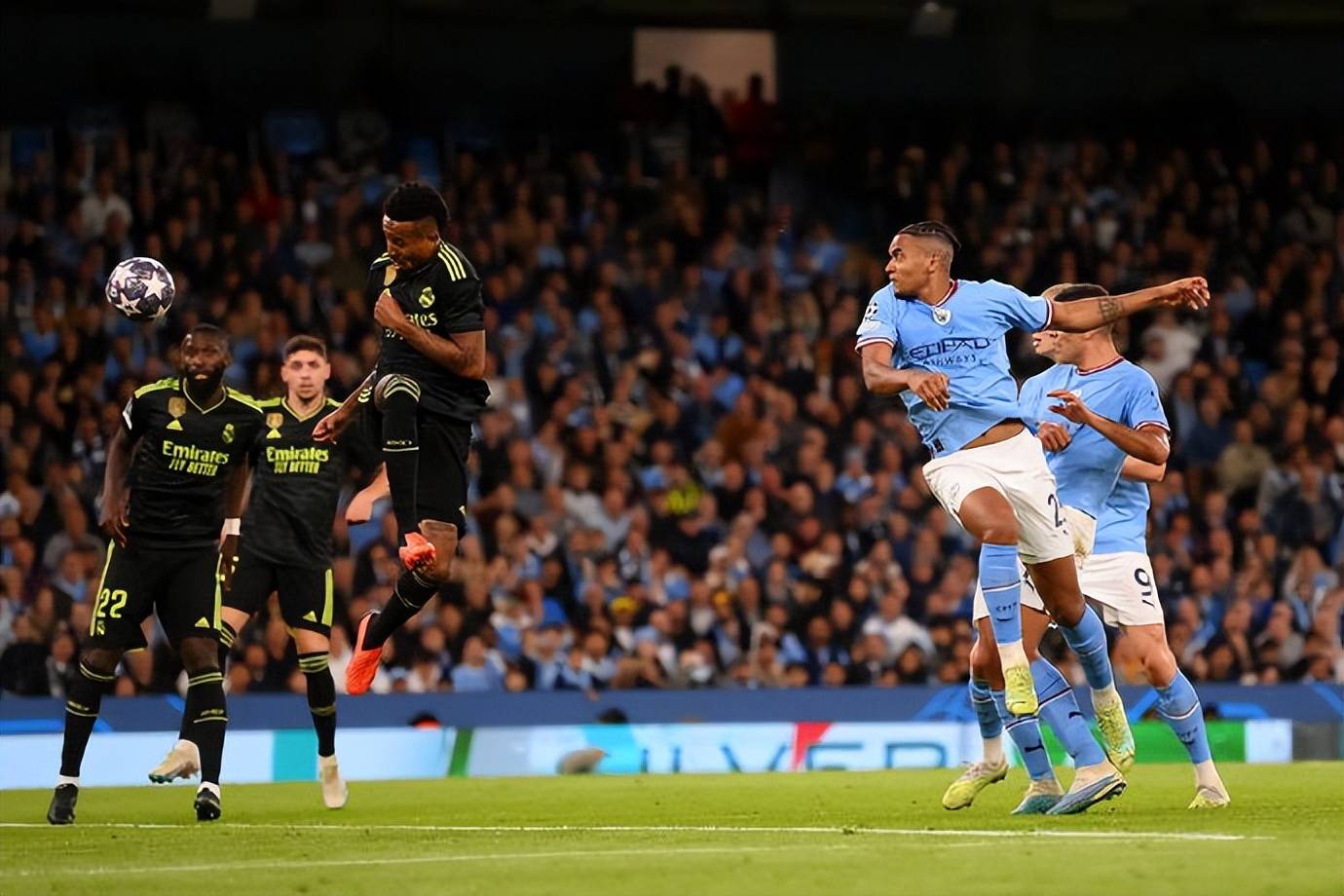 开云体育-关于皇家马德里梅开二度，欧冠半决赛悬念重重的信息