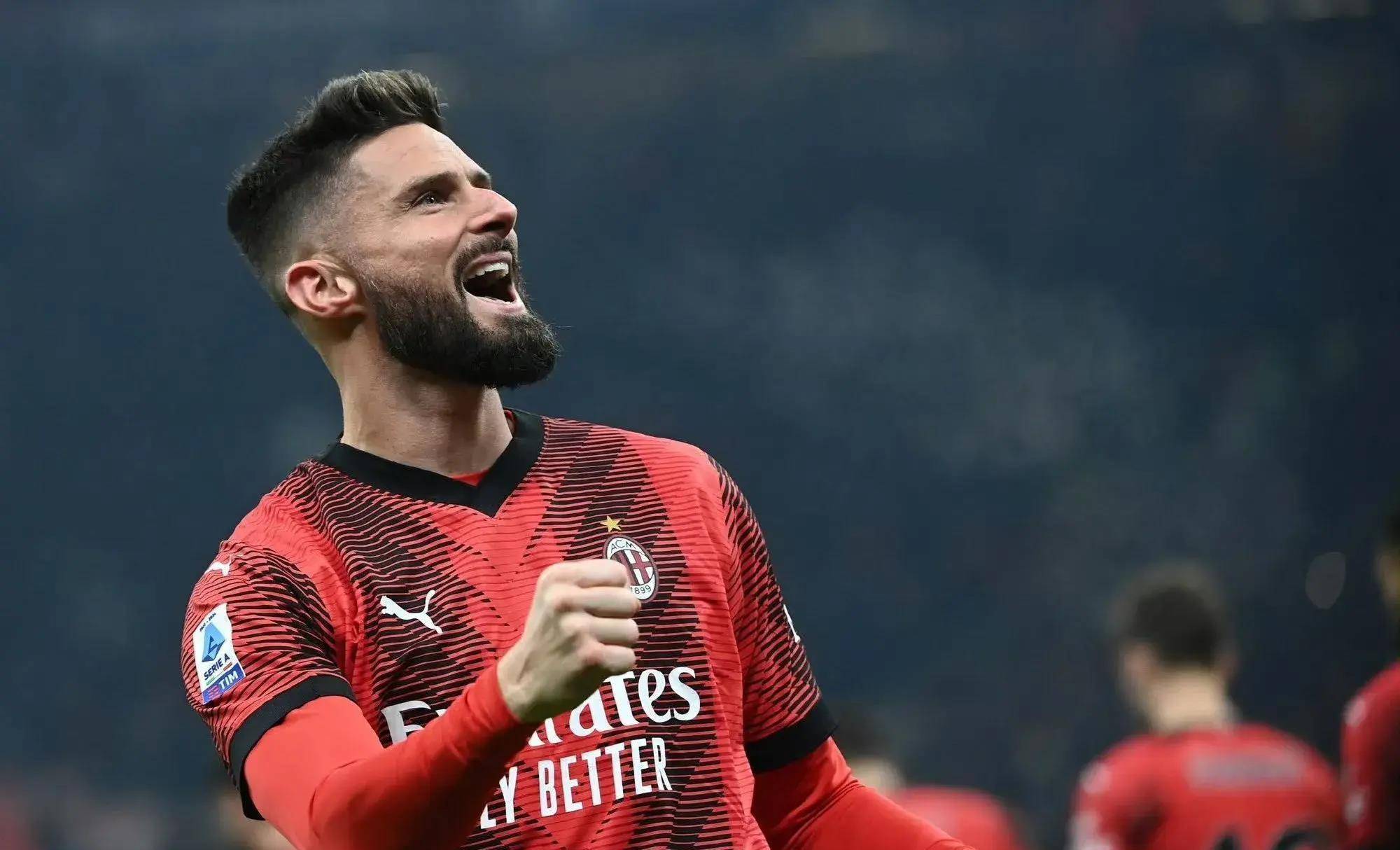 开云官网-佛罗伦萨平稳前行，AC米兰强势追赶的简单介绍