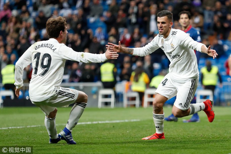 韦斯卡球员送点失利,惨遭绝杀 韦斯卡球员送点失利,惨遭绝杀