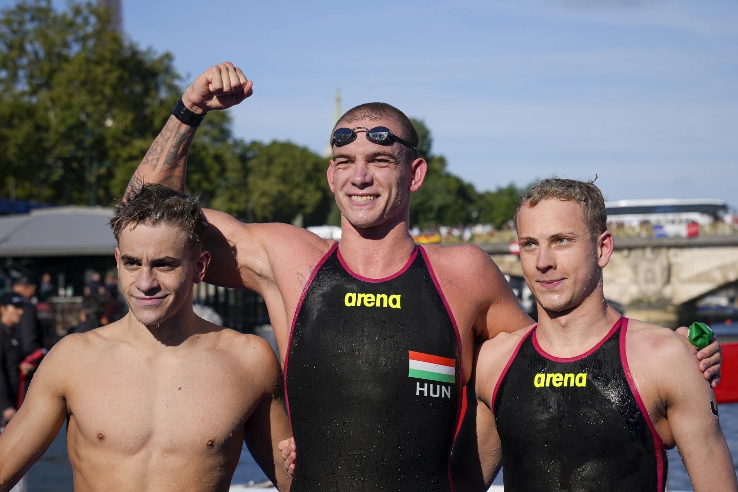 德国男子游泳队稳定发挥,夺冠 德国男子游泳队稳定发挥,夺冠