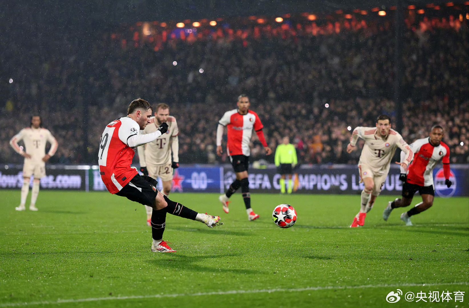 今晚焦点:拜仁失利,球迷沸腾的简单介绍 今晚焦点:拜仁失利,球迷沸腾的简单介绍