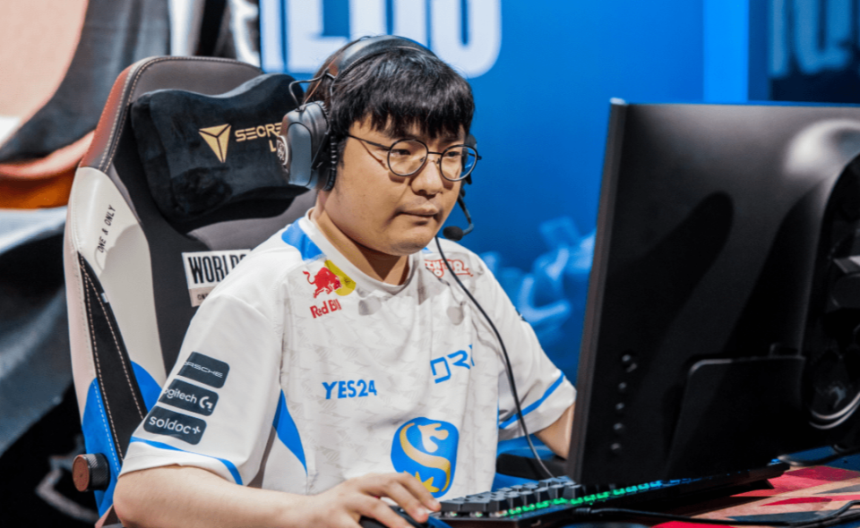 开云体育平台APP-DRX碾压LGD，Deft拿下关键大龙入围赛3:0（东京）