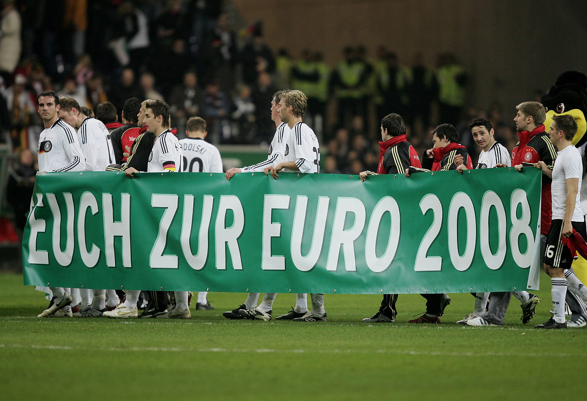 开云体育-汉诺威客场逆转战胜对手，迎来胜利的简单介绍