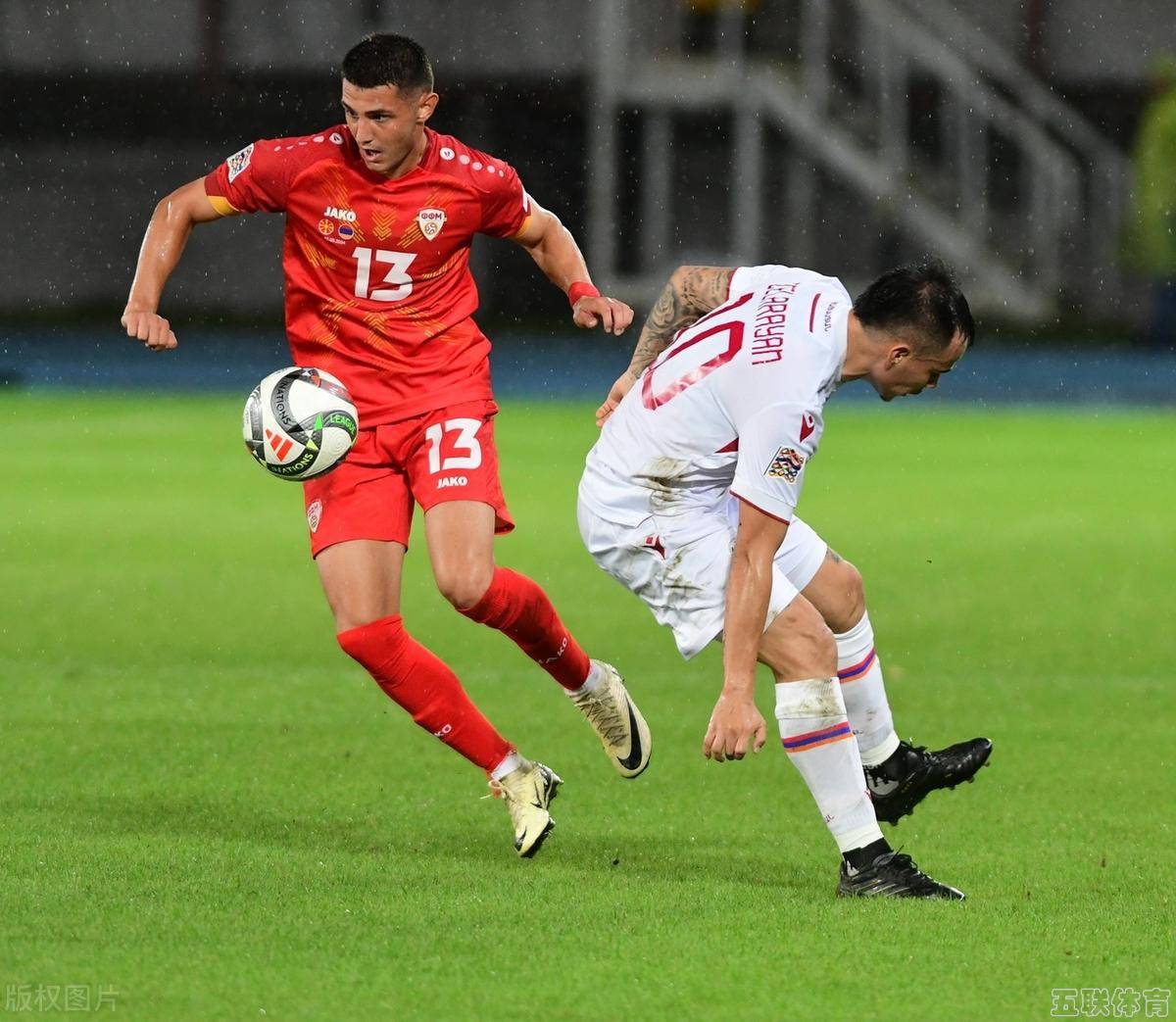 开云体育官网-欧国联赛两强对决，胜负难料