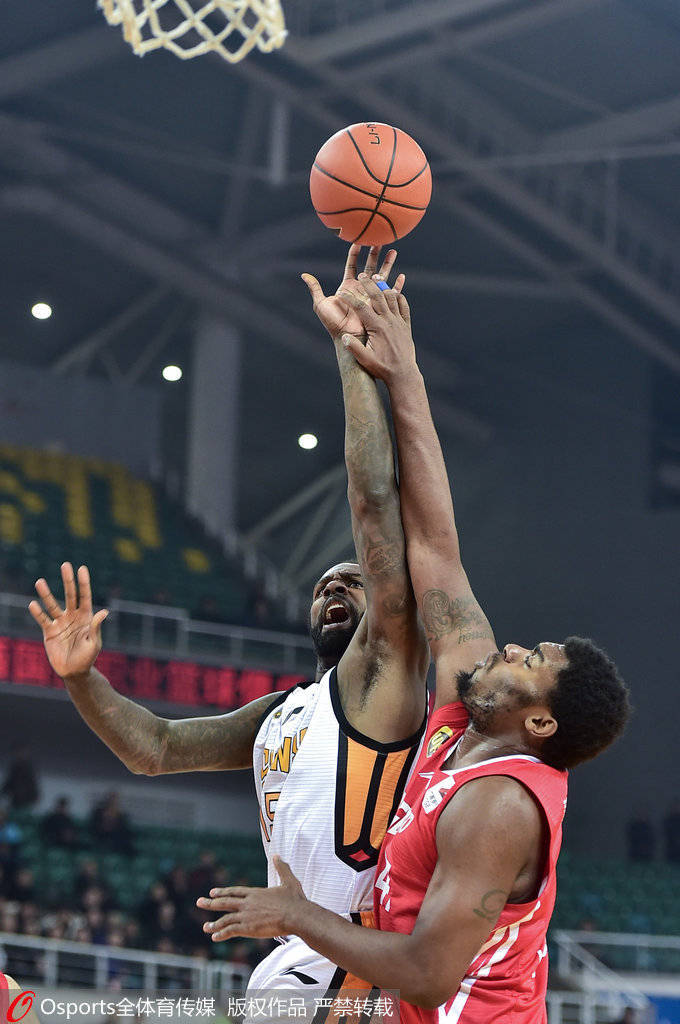 开云APP-波澜壮阔，两支实力强队的激烈对抗的简单介绍