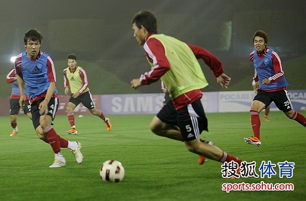 波澜壮阔，两支实力强队的激烈对抗的简单介绍