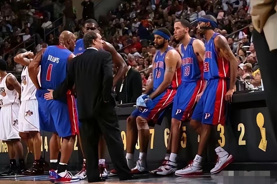 开云体育下载-加拿大男篮绝杀墨西哥男篮,汉密尔顿高光表现的简单介绍