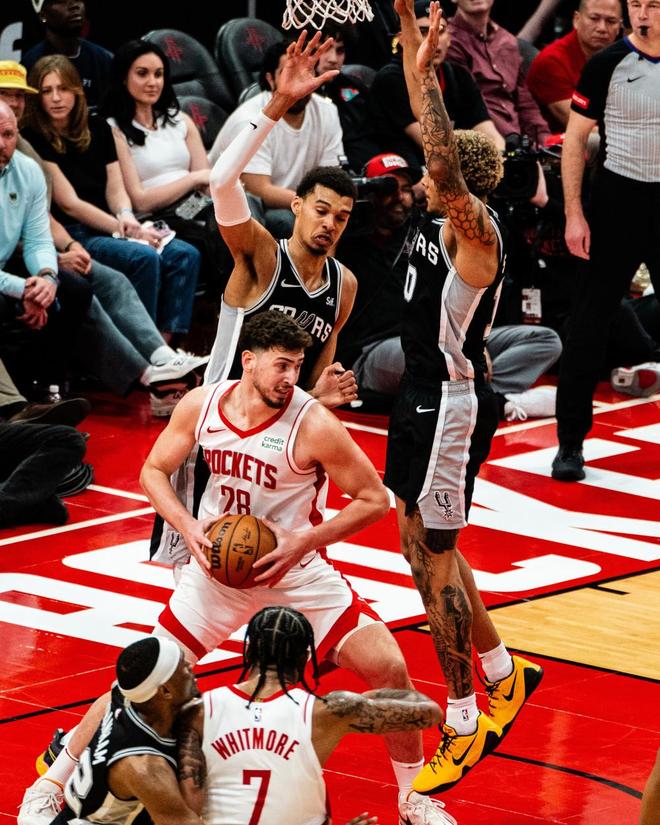 开云体育在线-火箭再胜马刺,将系列赛领先