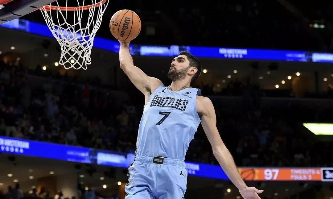 开云官网-塞尔维亚男篮横扫灰熊,塔图姆惊艳世界