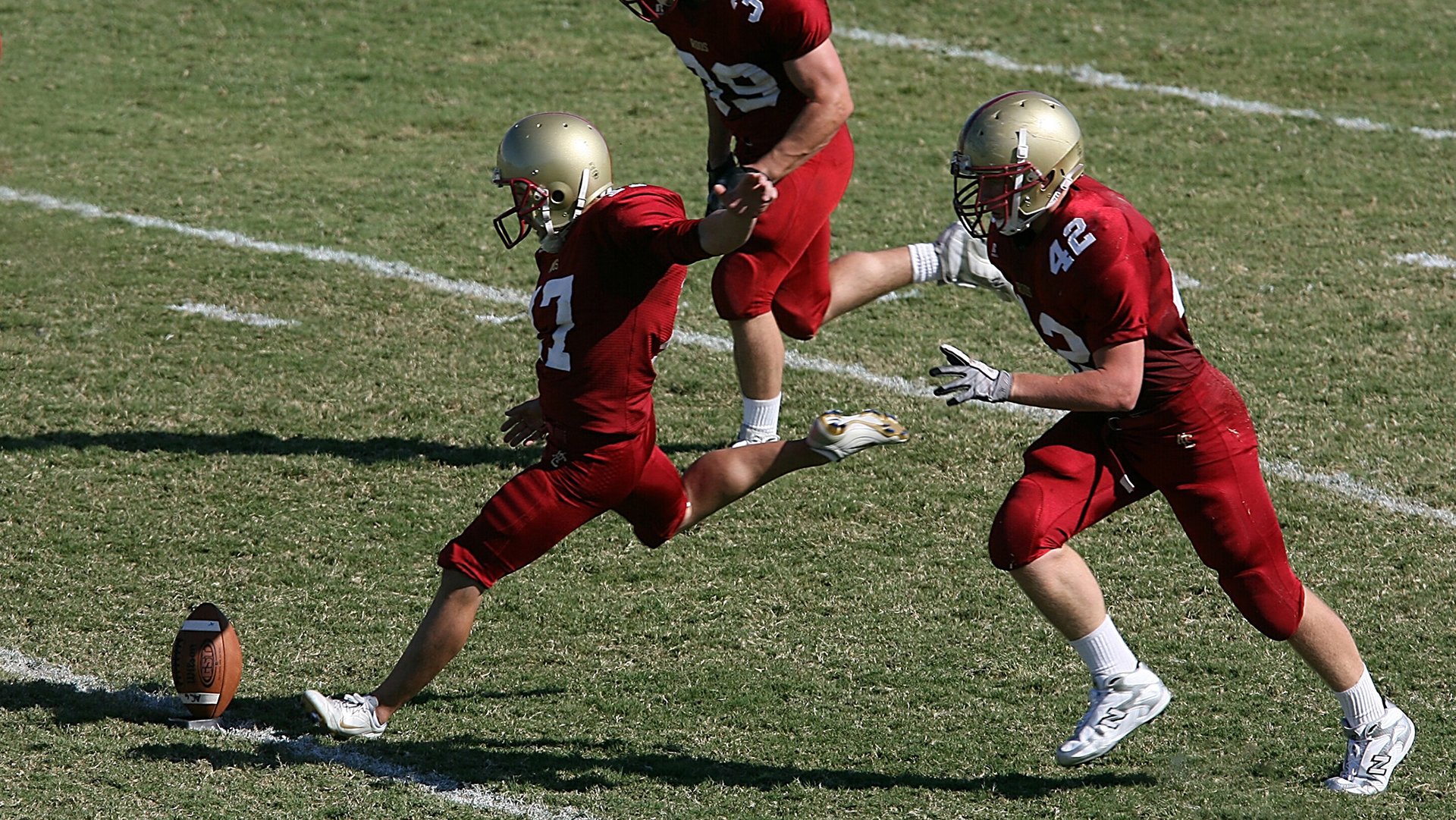 拜仁稳稳拿下马赛,加维式领袖扛起全队旗帜