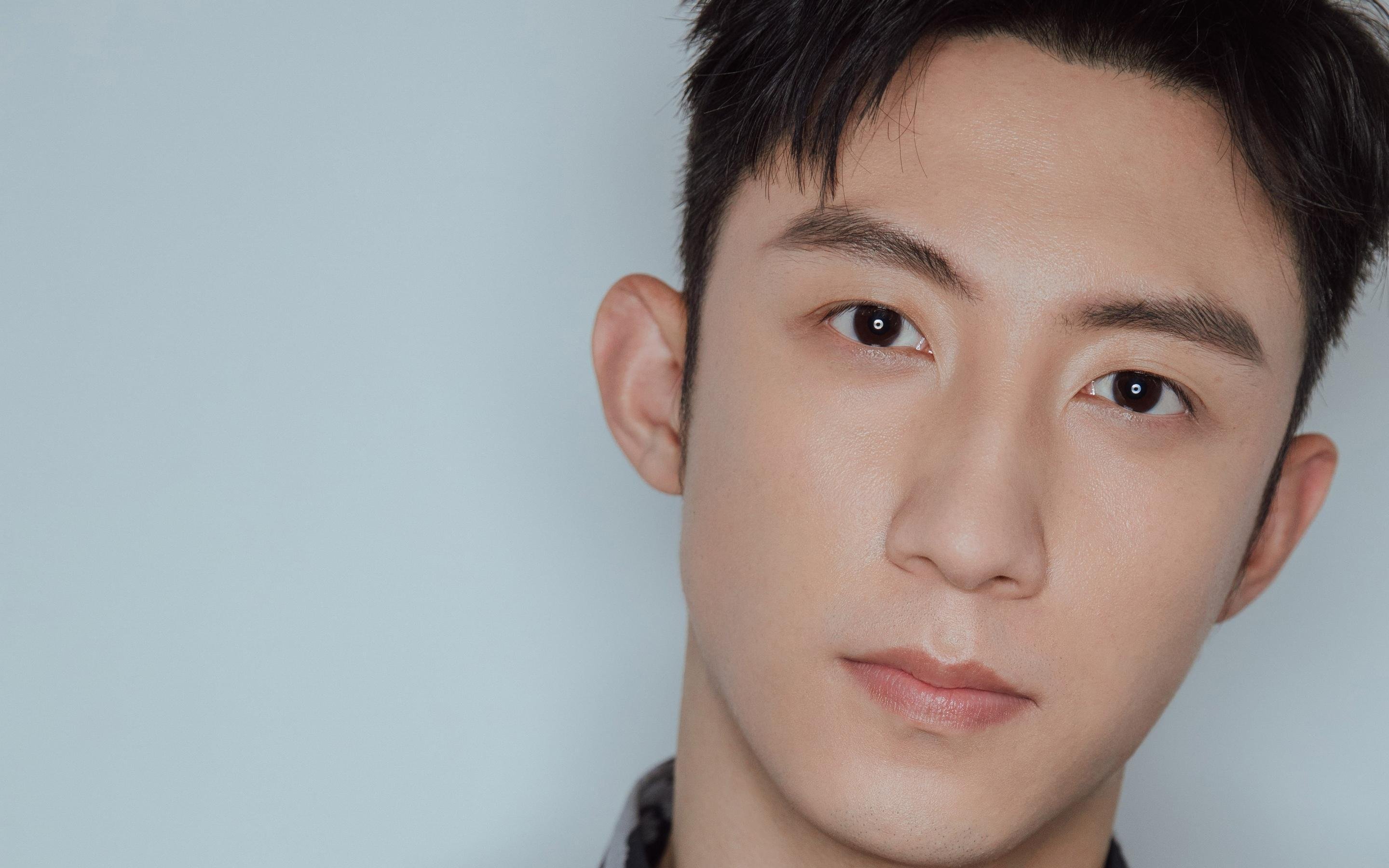 美职篮强队碾压广东男篮,爱德华兹变关键先生