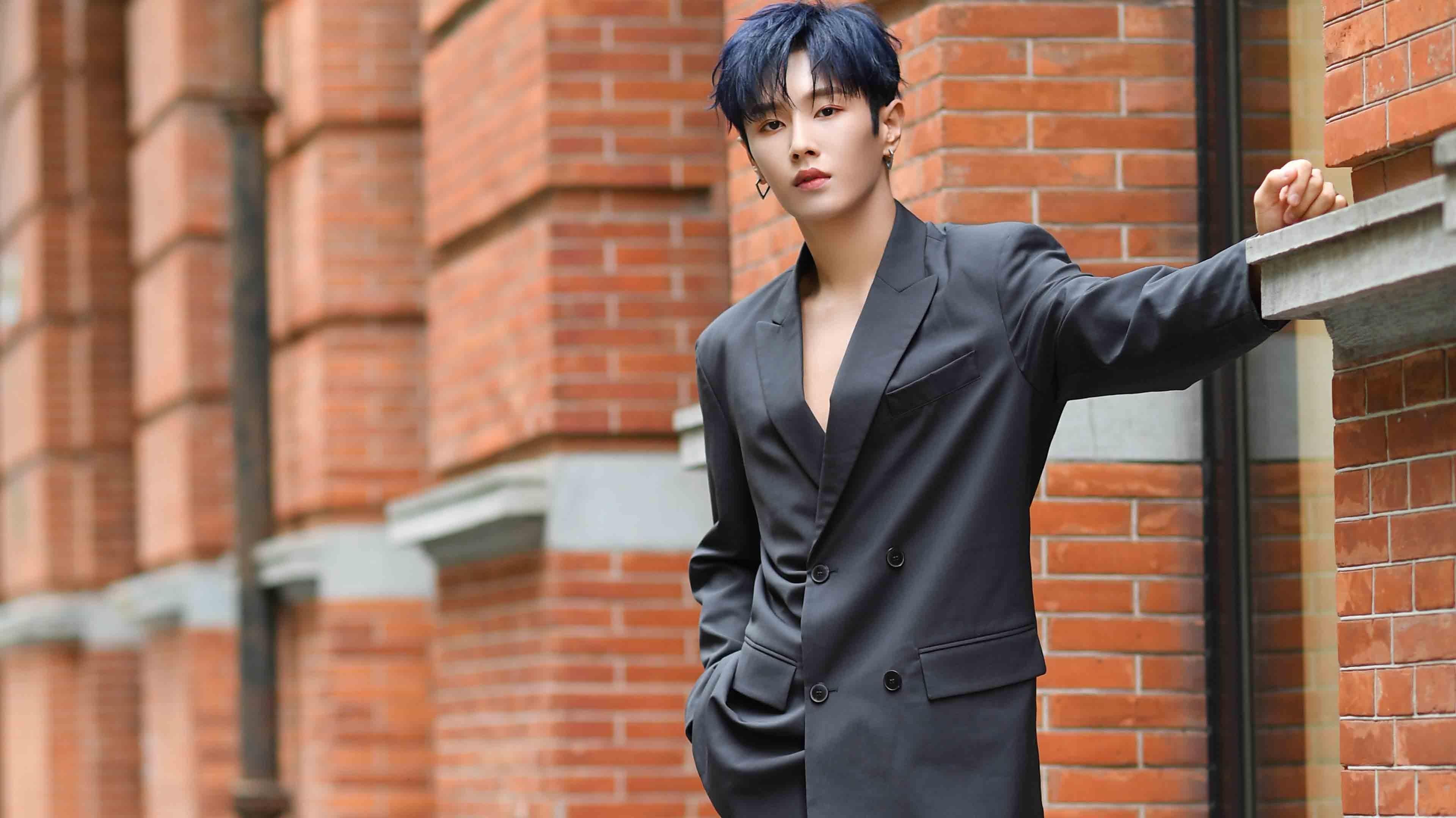 平民军团击落航母，西亚卡姆化身终极破甲者