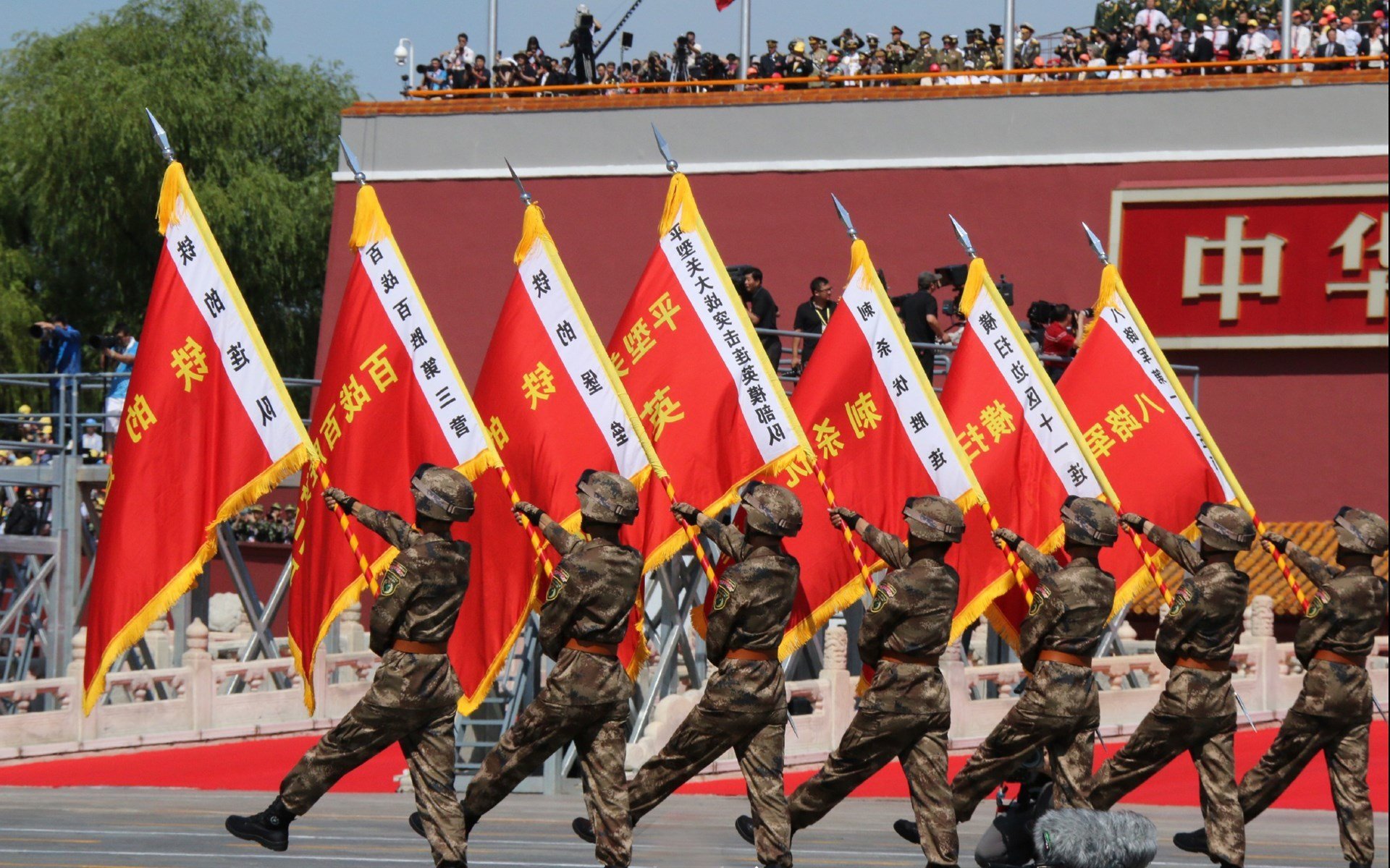 跨越山海的双城记,当广厦铁蹄踏破荆棘,拉文利刃刺穿长夜