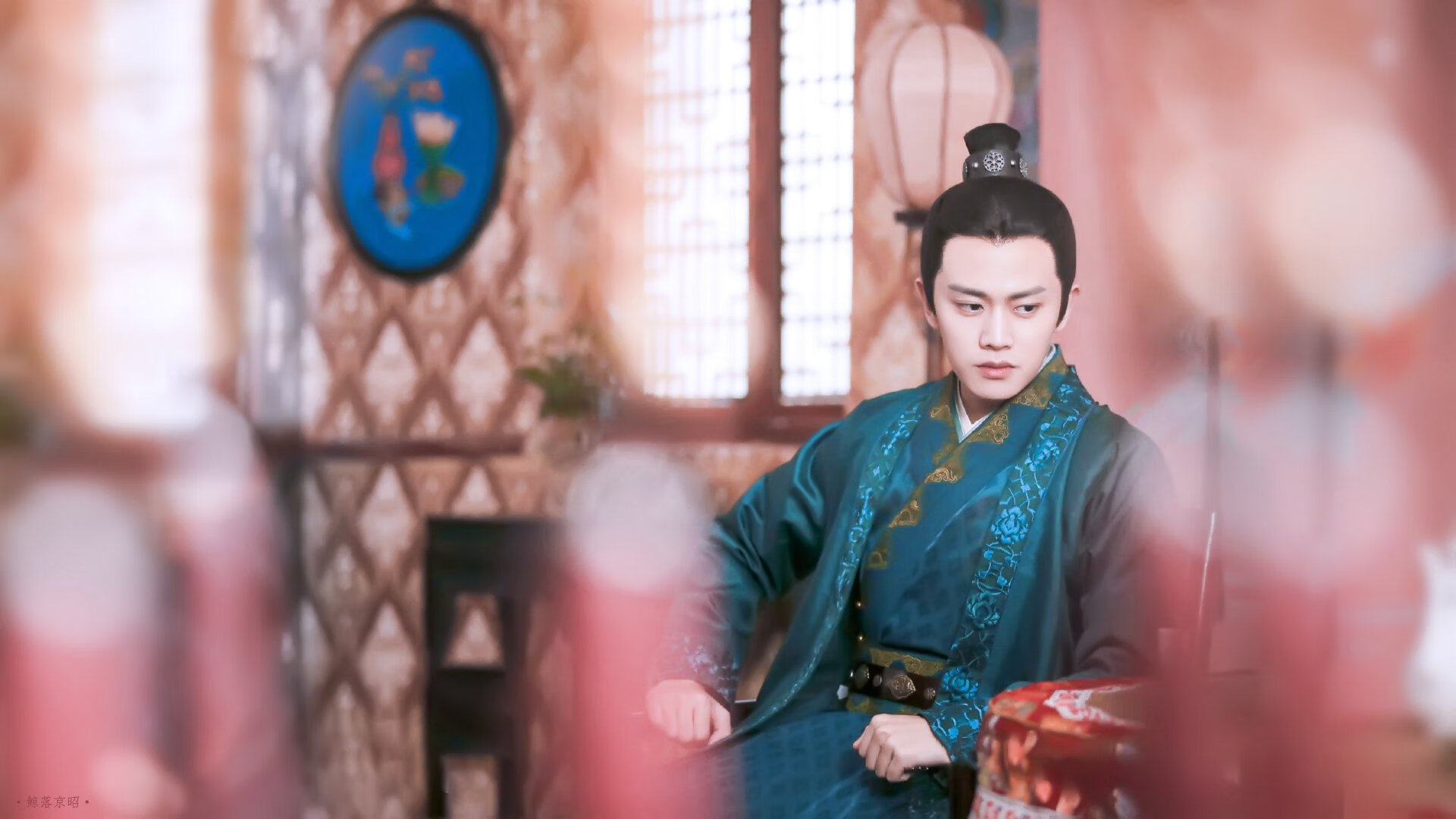 铁血锁链与致命箭雨,霍勒迪的无声征服与勇士的团队盛宴