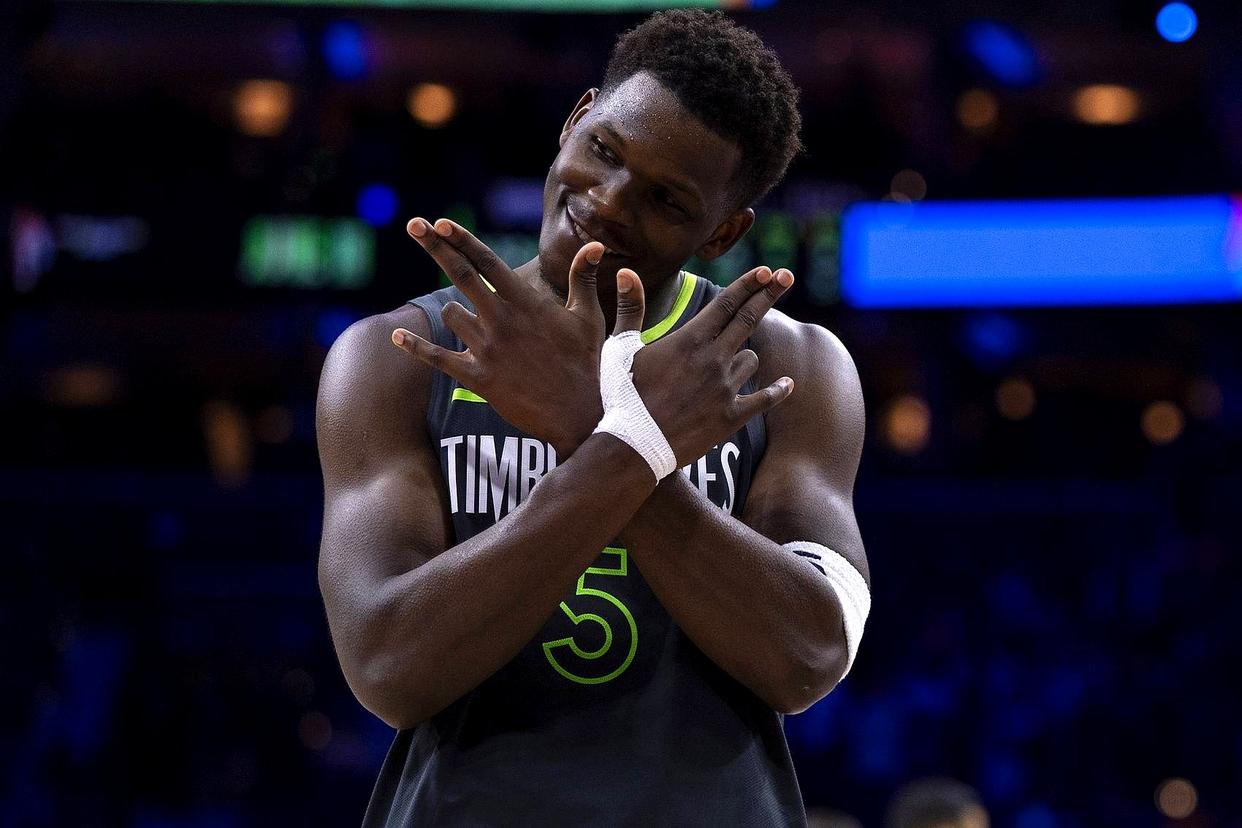 太阳碾压勇士，爱德华兹成为关键先生