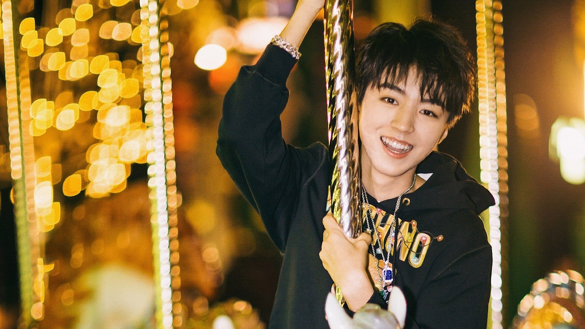 开云体育下载-乔丹预言成真！德罗赞黄蜂首秀就爆发，压哨绝杀爵士宣告王者归来